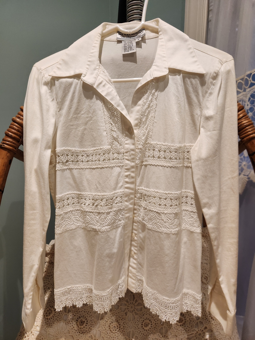Starington Women’s Cream/White Crochet-Trim Button-Up Blouse Top Vintage
